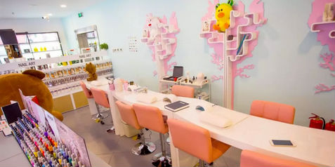 唯拾壹|生意火爆的美妝店都在賣(mài)什么？只賣(mài)產(chǎn)品你就輸了！