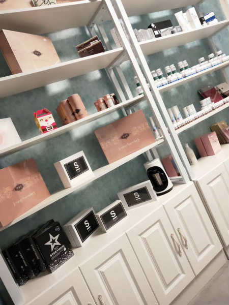 開(kāi)一家智能光電美膚館掙錢嗎？現(xiàn)在做的起來(lái)嗎？