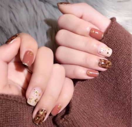 知否，豬年「春節(jié)美甲」不應(yīng)只是“純色簡約”！