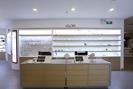 未來美妝店鋪 理想的模式——打造美妝樂園！