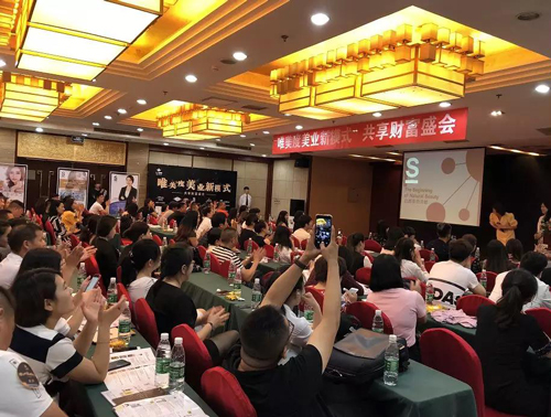 連鎖美容院加盟項目一大堆，為什么顧客沒幾個