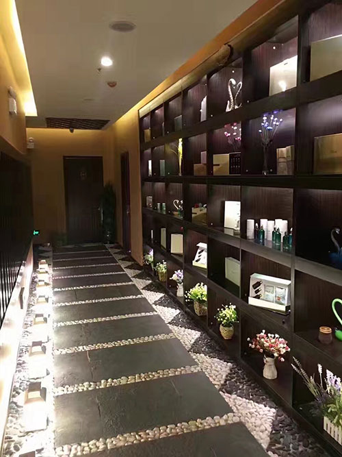 美容院發(fā)展新趨勢(shì)-網(wǎng)絡(luò)時(shí)代