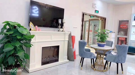 現(xiàn)在開美容院怎么樣？賺錢嗎？