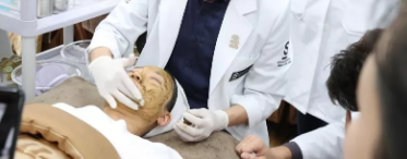 VN戰痘攻略：分階段分程度進行，根治痘痘就應該這么做