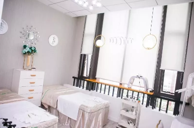 3萬(wàn)元能開(kāi)一家美容院加盟店？