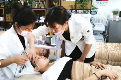 如何激勵(lì)美容院顧客多做項(xiàng)目常到店？