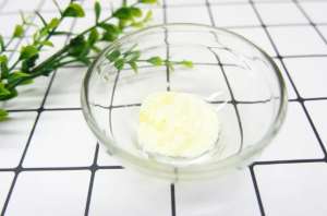 VN美膚經：美白成分怎么選？手把手教你正確美白！