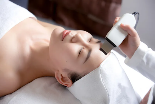 注意！臉上出現(xiàn)這6個信號，提醒你該做皮膚管理了！