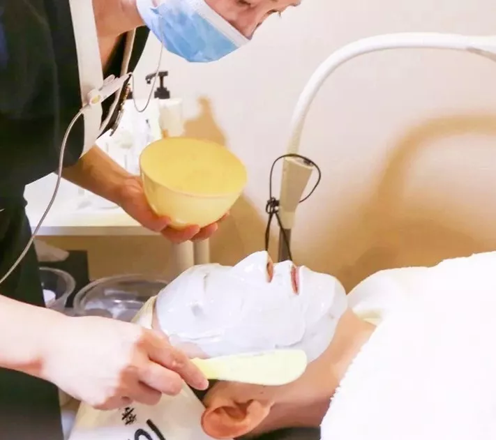 召香美分享：面膜的盡頭是院線！為何院線偏愛(ài)二次軟膜？